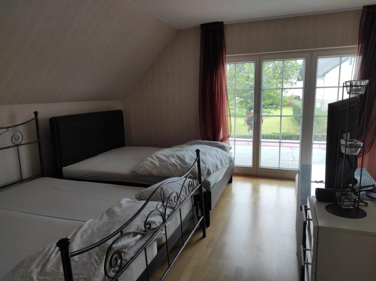 Ferienwohnung Lui Am See Losheim Exterior foto